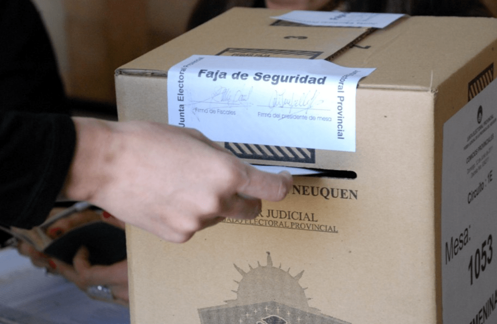 A meses de las elecciones, Neuquén se encuentra en un empate técnico: La Neuquinidad y La Libertad Avanza se miden voto a&nbsp;voto