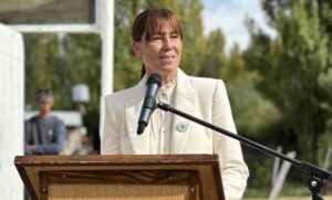 Julieta Corroza y Pepe Ousset resaltaron la importancia de preservar la identidad y el trabajo neuquino: “Lo importante es garantizar el crecimiento de la&nbsp;provincia”