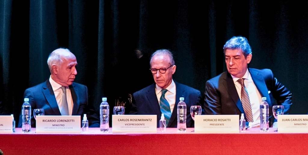 La Corte Suprema admite un reclamo de Santa Cruz por casi $600 millones en&nbsp;compensaciones