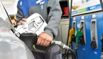 Villa la Angostura avanza con una tasa vial al combustible para financiar obras&nbsp;urbanas